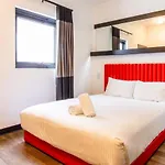 Essence Hotel Carlton