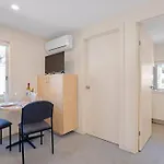 Fitzroy Studio Central Location #169