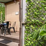 Richmond Private Rooms - 151 Hoddle Homestay