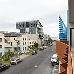 Port Melbourne - A Stay At The Bay