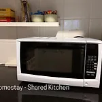 Homestay - Yarra River Boulevard - Private Room
