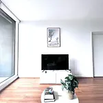 Melbcbd Central Large 3Br2Bth Gympool Heater