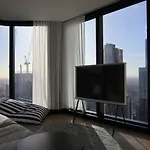 Unique Panoramic City View In Mel Cbd