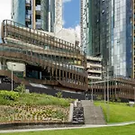 Experience Luxury At Southbank\'S Newest Apt W/ City View