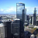 Cbd Skyline 2 Bedroom Apartment