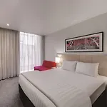 Travelodge Hotel Melbourne Docklands