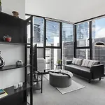 Iconic Southbank Locale Meets Modern Comfort
