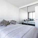 On The River - A Resort-Style Retreat In Docklands