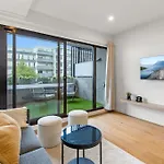 Preston - Entire Unit With 2 Beds 2 Baths