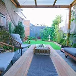 Fawkner Modern 3Br House Netflix Wifi Parking
