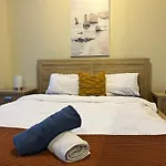 Breathtaking Sea/City Views 1B Apt Mel Cbd Near Crown, Dfo, Southern Cross