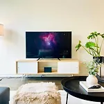 Your Home On Glover St Sth Melbourne