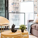 Rooftop Pool 2Br Apt At Marvel Stadium With Free Parking