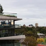 Cute 1B Apartment Next To Albert Park#Free Parking#Mo08