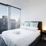 Iconic High-View Oasis Between Docklands And Cbd