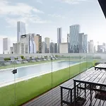 Refined City Pad In Central Melbourne With Pool