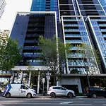 Kavanagh Cool - A Central Resort-Style Pad