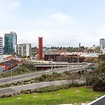 Southbank Palms - Central Balcony Pad