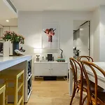 Urban Escape On Smith Street With Balcony & Parking
