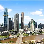 Melbourne Luxury Penthouse In Prime Location