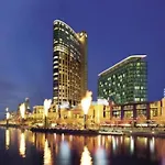 Skyview 2Bd2Bath Apt+Parking In Mel Cbd