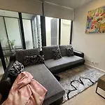 Modern 1Bd Apt W Free Parking In Central Brunswick