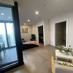 Modern 1Bd Apt W Free Parking In Central Brunswick