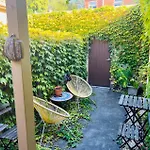 Deco Family House