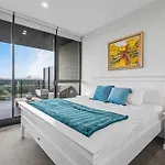 A Taste Of Paradise In Inner City Suburbia