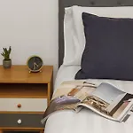 Central Simplicity - Modern Inner-City Living