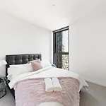 Comfy 2Br Apt Next To Melbourne Central City Views