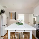 Inner City Home West Footscray Close To Everything