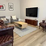 Rodonia - Cottage In Kew