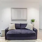 Brand New Apt In Best Cbd Area! 71Sqm, Green View