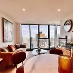 Sky High 2 Bedrooms Apt