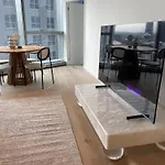 Serenity Stayz - 3 Bedroom Apartment In Melbourne Cbd