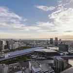 42D Stylish Abnb 2Br Apartment Near Yarra River Crown