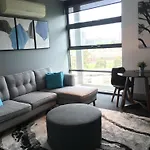 Docklands Private Collection - City Harbour Apartments