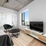 Chic Stature Southbank 1 Bed