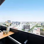 Cozy 2Br Apt Near Melbourne Central W City Views