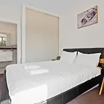 South Yarra One Bedder Simplicity