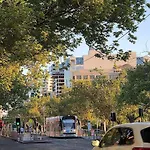Fawkner Apartment Bay-View 4