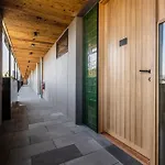 Vaquay Elements In South Melbourne