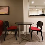 Cozy 1 Bedroom Apartment With Pool And Gym