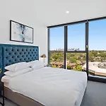 Skyview1-Bed, Infinity Pool, Cinema, Gym & Bbq