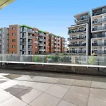 Peaceful 1-Bed Unit With A Spacious Balcony