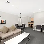 Melbourne City Suites