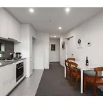 Modern 2 Bed Apartment In Trendy Collingwood