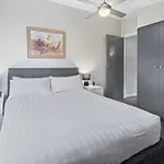 Convenient Bayside Living At The Edge Of The City
