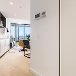 West Side Explore Downtown Melb In Chic Condo